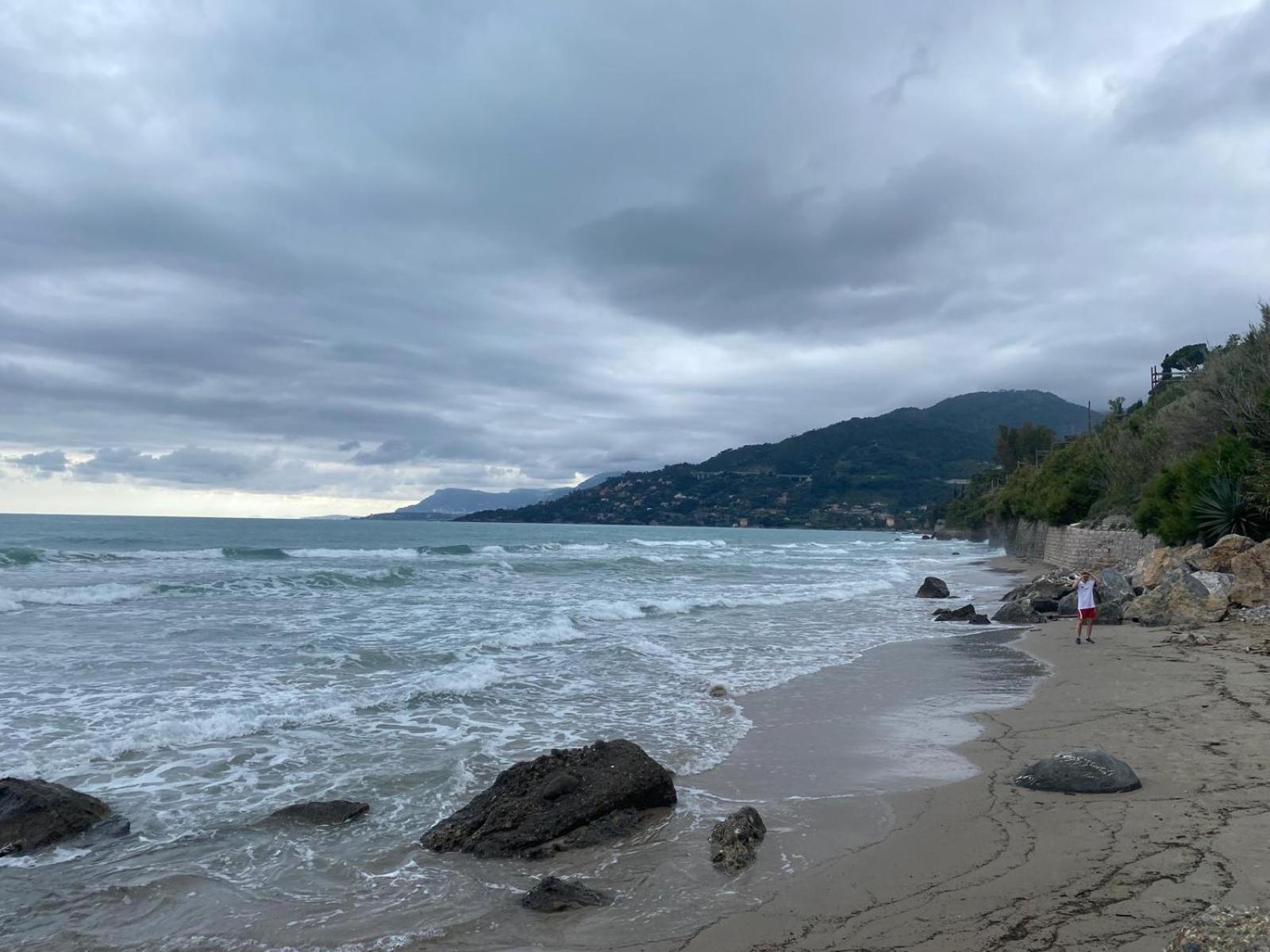Villa Angelina Casa Limone Vallecrosia Eksteriør billede